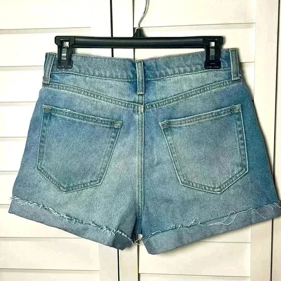 Windsor Selma Easy High Rise Cuffed Mom Shorts Size Small Medium Wash NWT - Picture 7 of 12